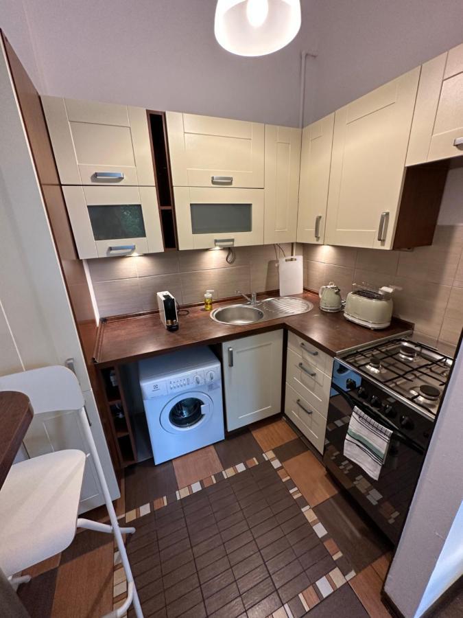Appartement Studio Na Starej Ochocie à Varsovie Extérieur photo